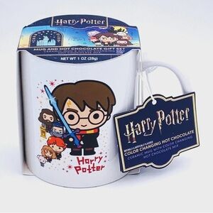 Harry Potter Color-Changing Ceramic Mug - White with Multicolor Design